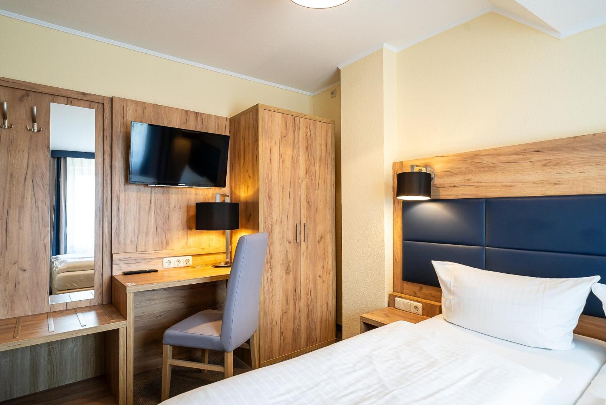 Sleepbeeone Wilhelmshaven Hotel Kültér fotó