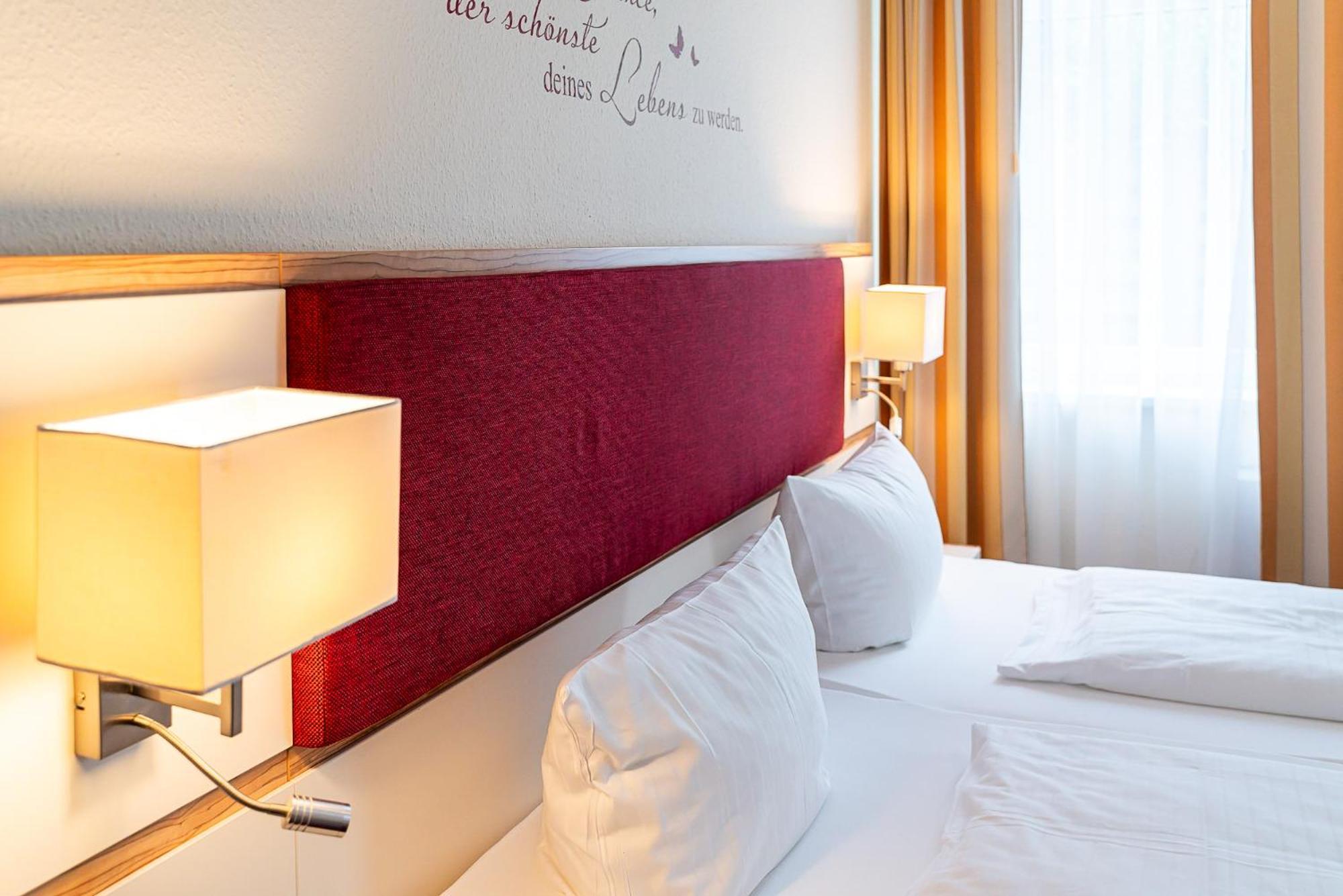 Sleepbeeone Wilhelmshaven Hotel Kültér fotó