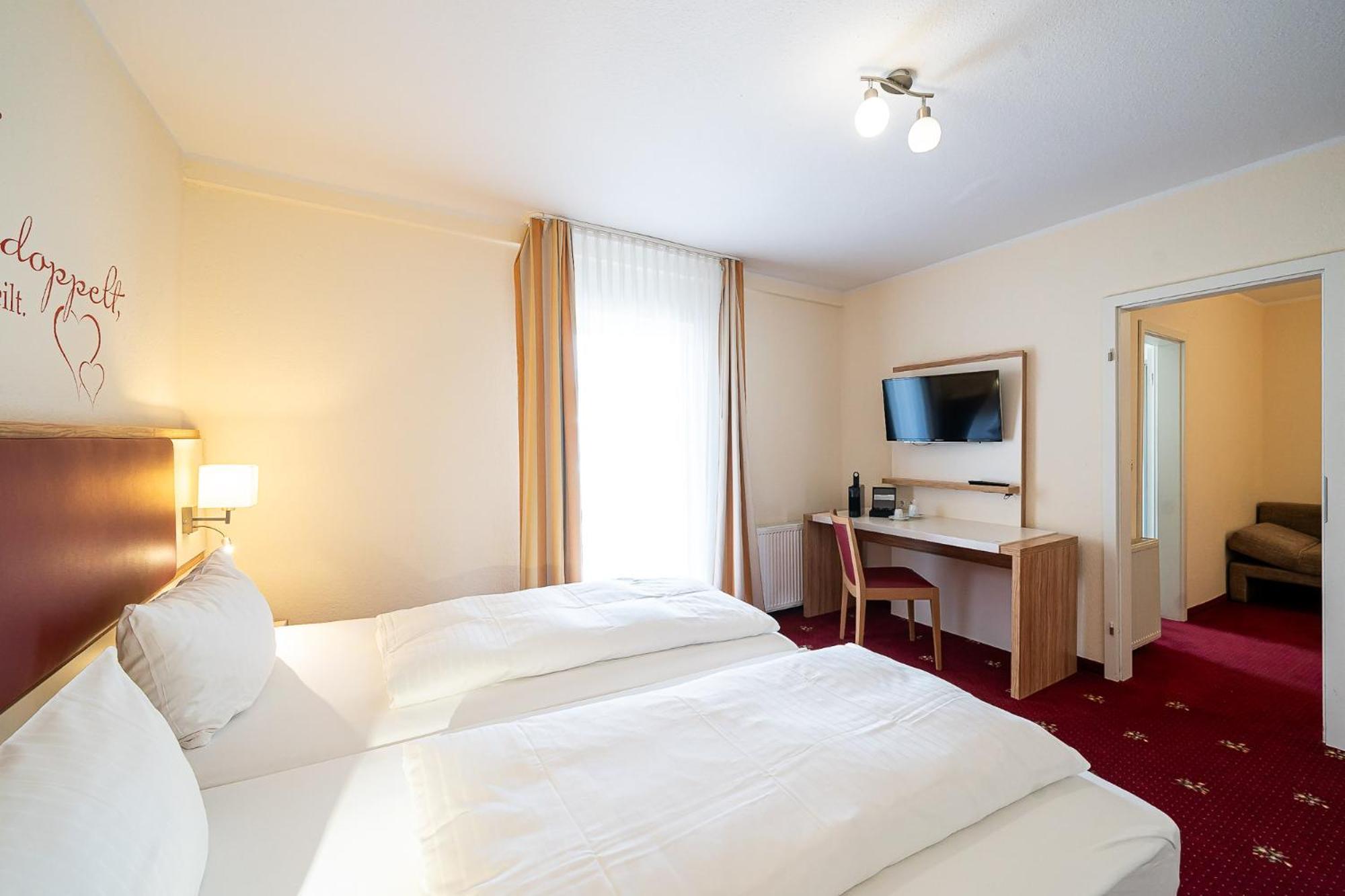 Sleepbeeone Wilhelmshaven Hotel Kültér fotó