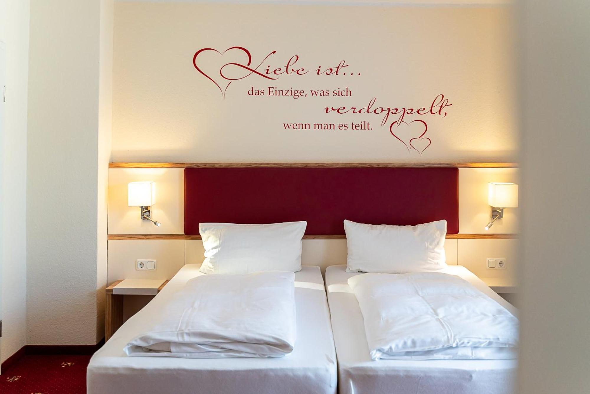 Sleepbeeone Wilhelmshaven Hotel Kültér fotó