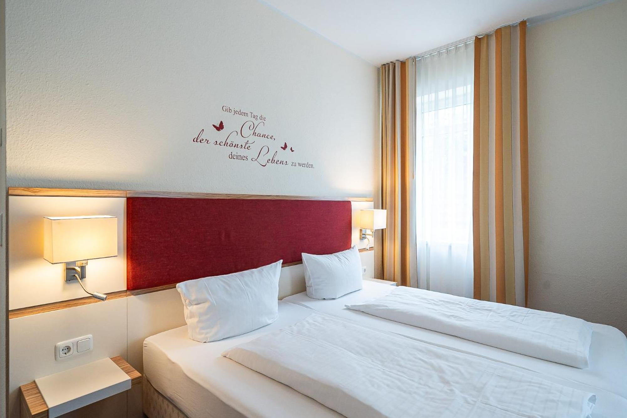 Sleepbeeone Wilhelmshaven Hotel Kültér fotó