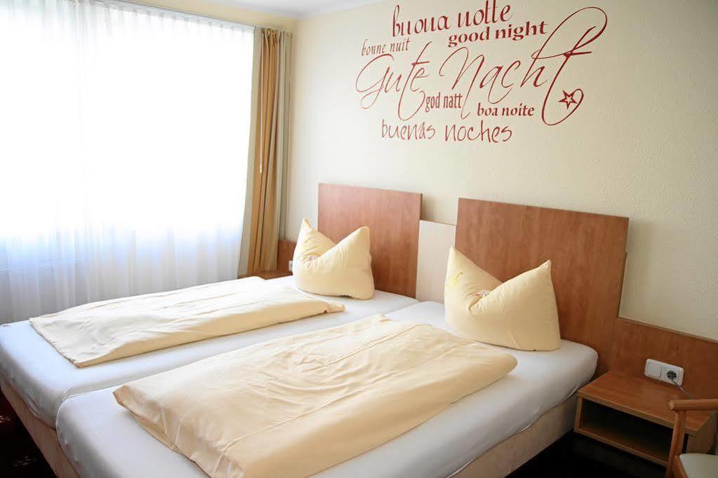 Sleepbeeone Wilhelmshaven Hotel Kültér fotó